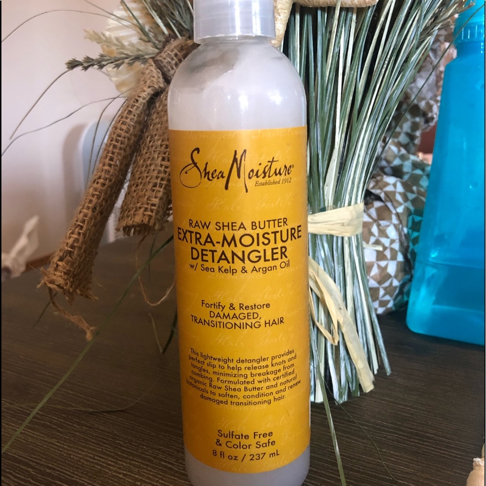 Extra-Moisture Detangler
